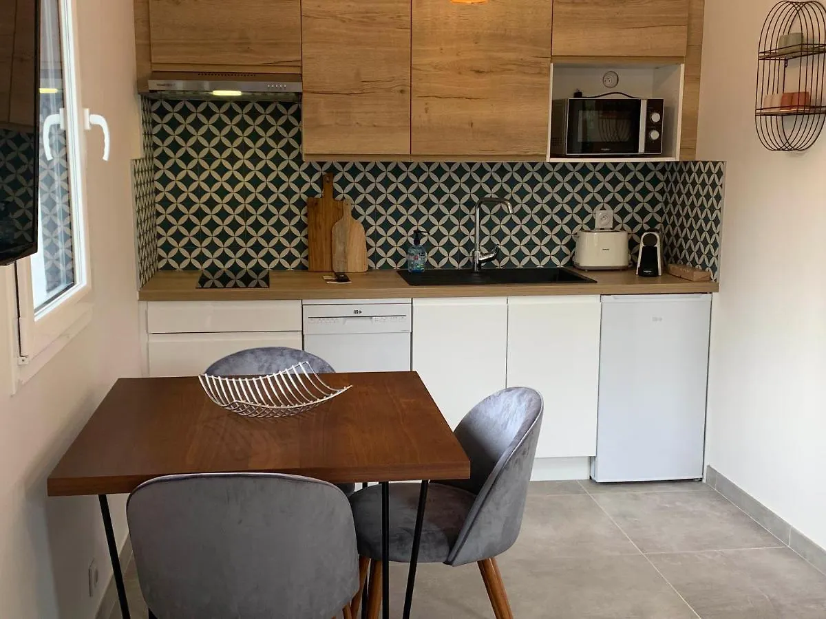 Le Cabanon De Livia Avec Piscine Privee Villa Cucuron Holiday home
